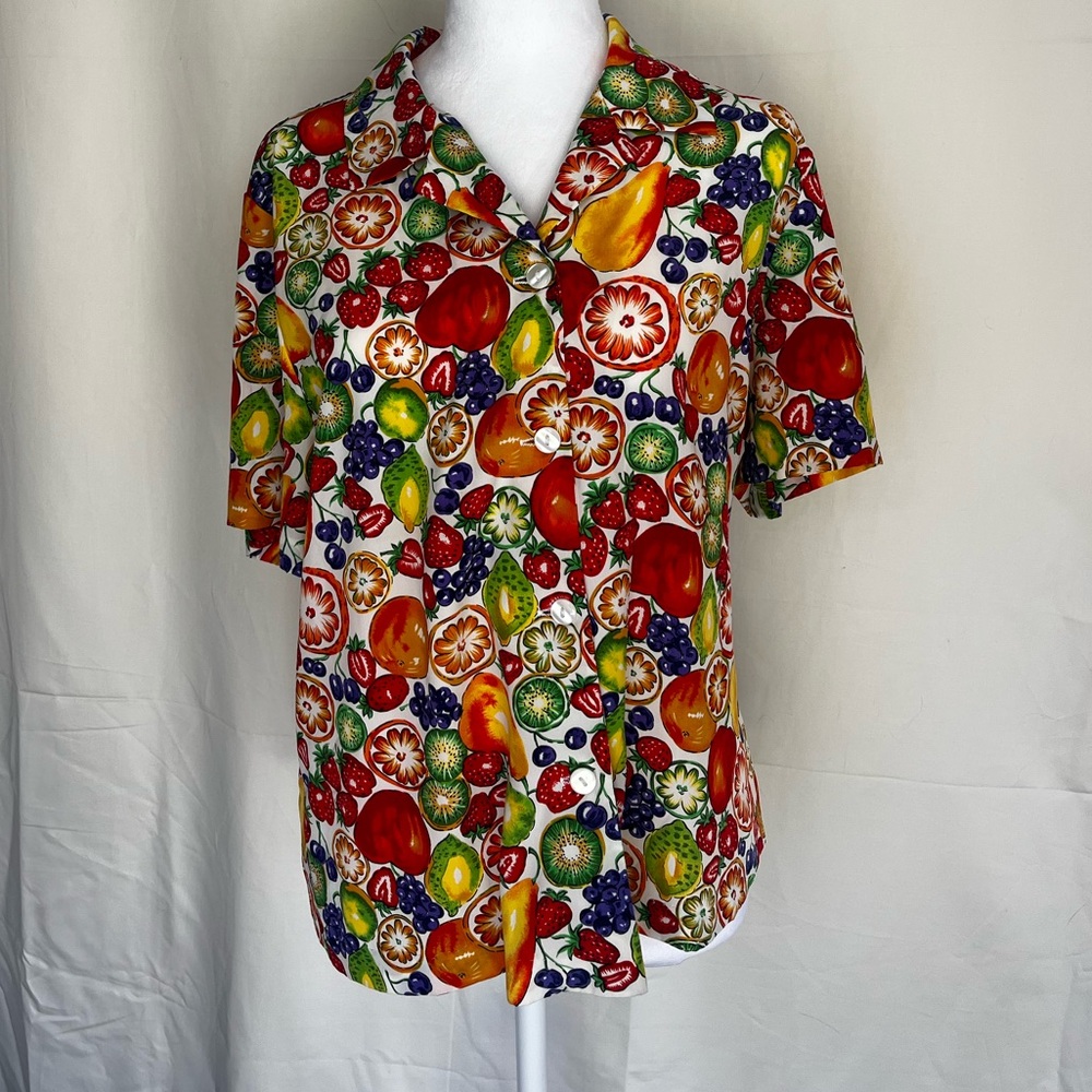 Vintage fruit button down - Picture 2 of 6